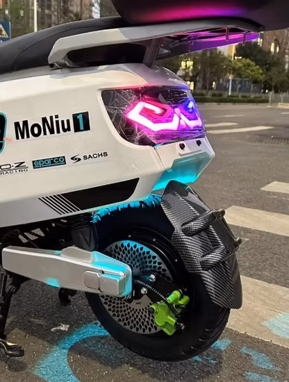 Flymate High Speed ​​Rabatt 1500W Motorrad Neues Design Racing Elektrische Motorräder Erwachsene Elektroroller Motorrad